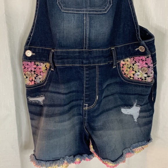 2/$20 Jordache 14/16 Denim Short Bibs - Picture 3 of 8